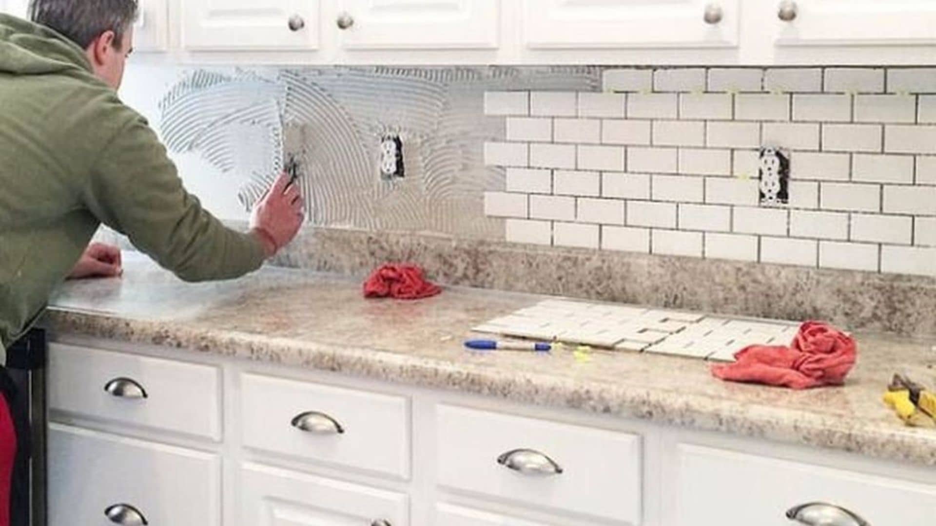 How to Repair Your Kitchen Backsplash Effectively
